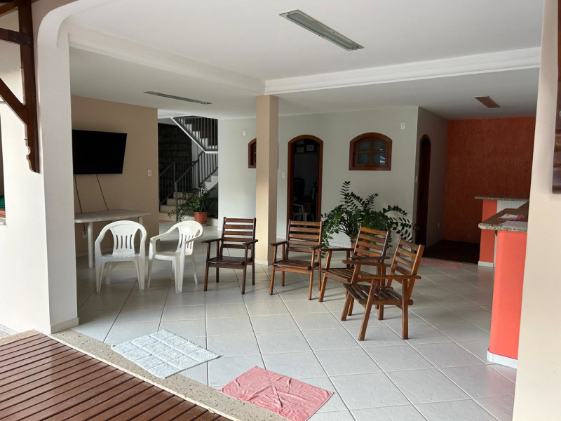 Casa à venda Fradinhos com 360m² e 4 quartos por R$ 4.000.000 - 09-2026-01-30-at-161537.jpeg