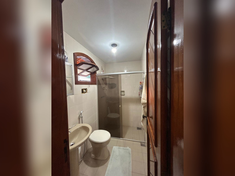 Casa à venda Fradinhos com 360m² e 4 quartos por R$ 4.000.000 - 35-2026-01-30-at-161544.jpeg