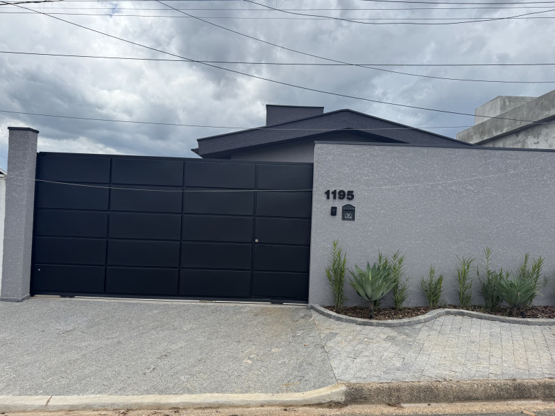 Casa à venda Jardim dos Pinheiros com 171m² e 4 quartos por R$ 1.700.000 - img-6404.jpeg