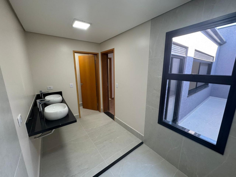 Casa à venda Jardim dos Pinheiros com 171m² e 4 quartos por R$ 1.700.000 - whatsapp-image-2026-01-19-at-170039.jpeg