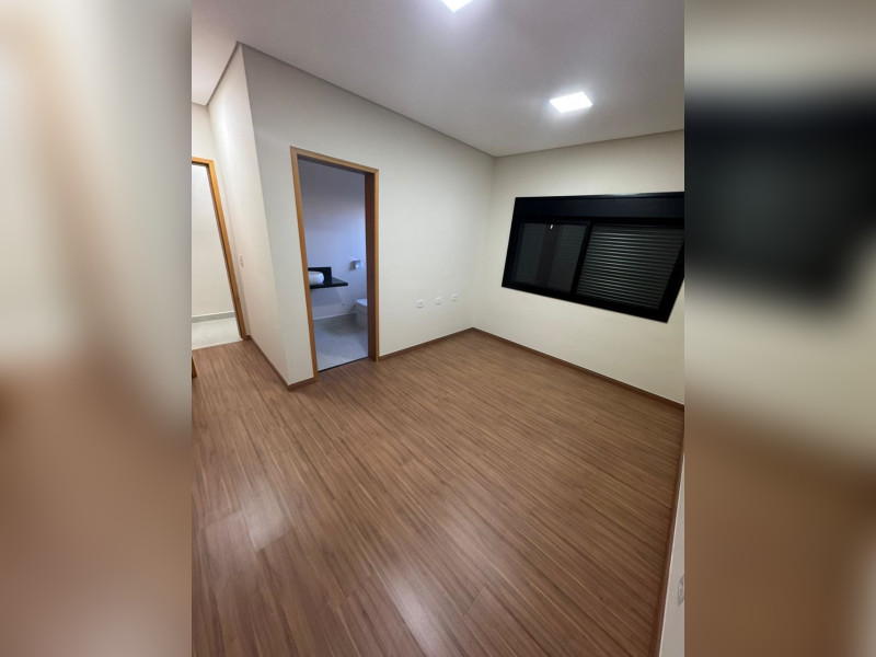 Casa à venda Jardim dos Pinheiros com 171m² e 4 quartos por R$ 1.700.000 - whatsapp-image-2026-01-19-at-170041.jpeg