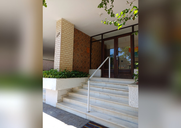 imóvel com 65m²