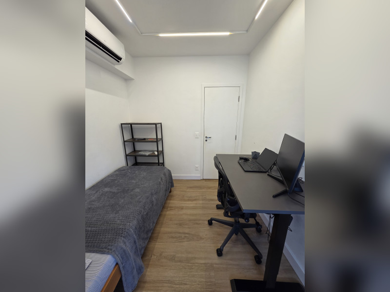 Apartamento à venda Vila Olímpia com 81m² e 3 quartos por R$ 1.950.000 - 25-quartob2.jpg