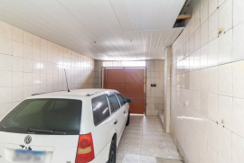 Casa à venda Cidade Antônio Estevão de Carvalho com 150m² - 3 dormitórios -  vagas - R$ 530.000 - garagem-fundo.png