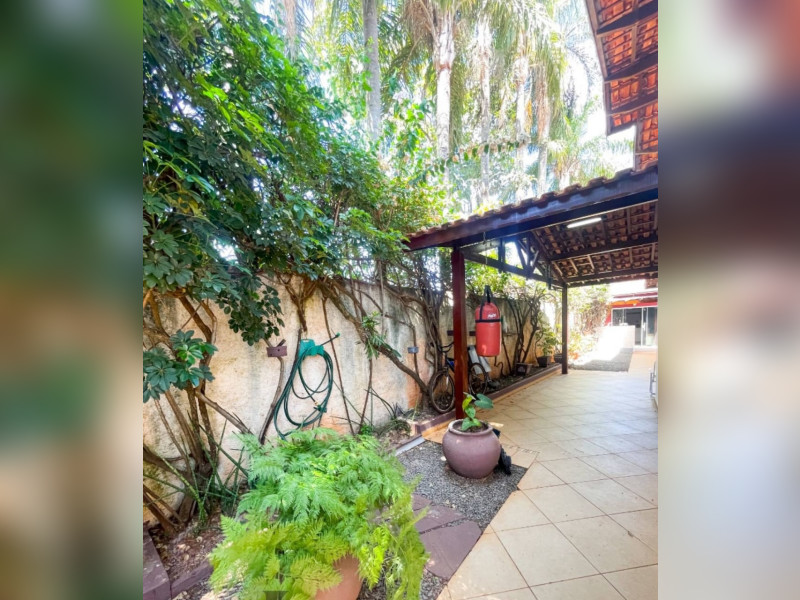 Casa à venda Parque Egisto Ragazzo com 294m² e 5 quartos por R$ 850.000 - 314a6aab-fa4a-4f1b-b328-a76b884e0ef8.jpeg