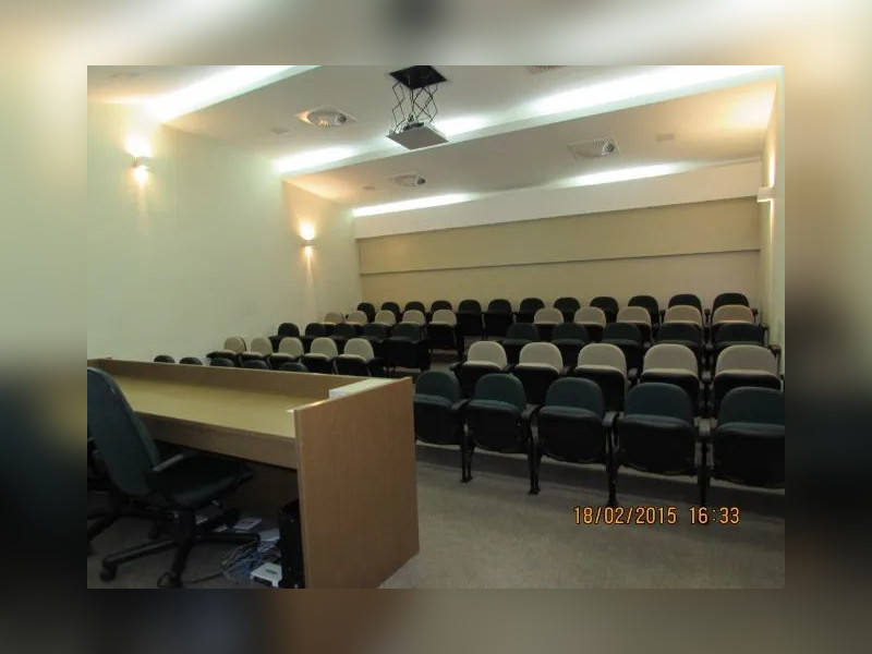 Comercial à venda Freguesia (Jacarepaguá) com 29m² e 1 quarto por R$ 130.000 - 17-auditorio.jpg