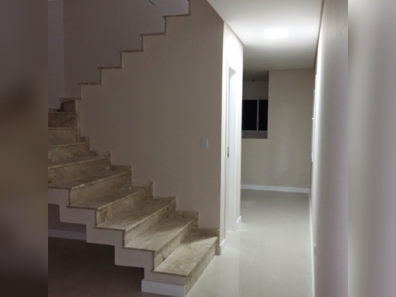 Casa à venda Fazendinha com 240m² e 3 quartos por R$ 1.290.000 - screenshot-20251210-110634-photos.jpg