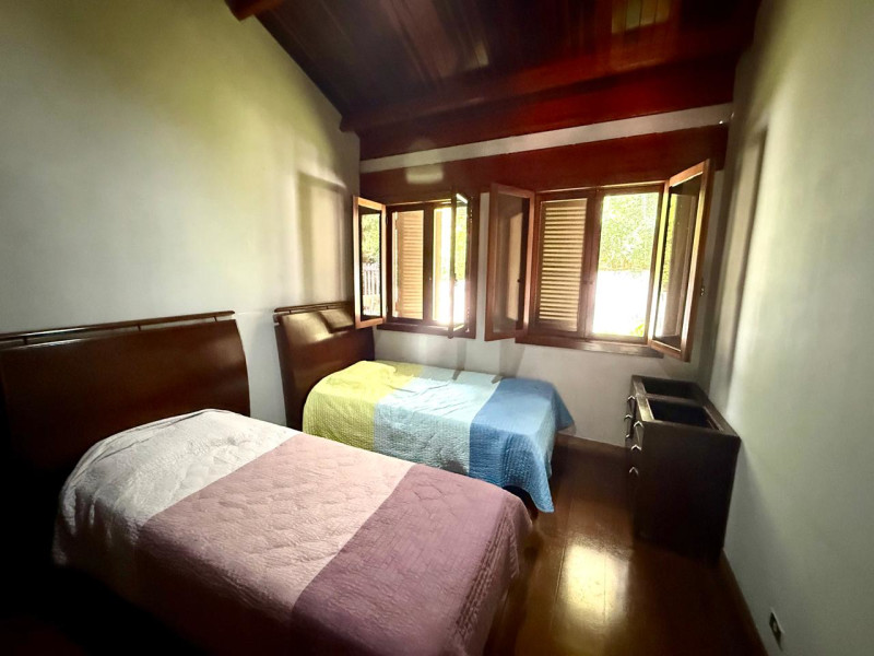 Casa de condomínio à venda Chácaras Embu Colonial com 870m² e 5 quartos por R$ 2.750.000 - whatsapp-image-2026-01-22-at-190139.jpeg