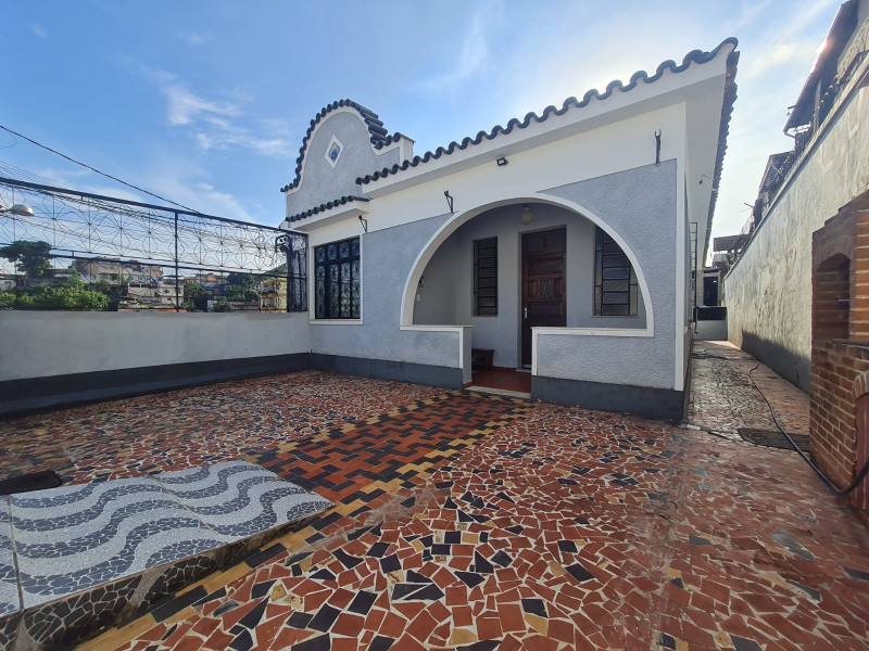 Casa à venda Piedade com 170m² e 3 quartos por R$ 430.000 - fachada-da-casa-limpa.jpeg