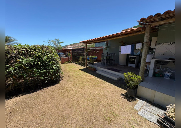 imóvel com 720m²