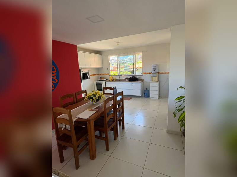 Casa à venda Centro com 720m² e 4 quartos por R$ 1.100.000 - whatsapp-image-2026-02-18-at-092654-1.jpeg