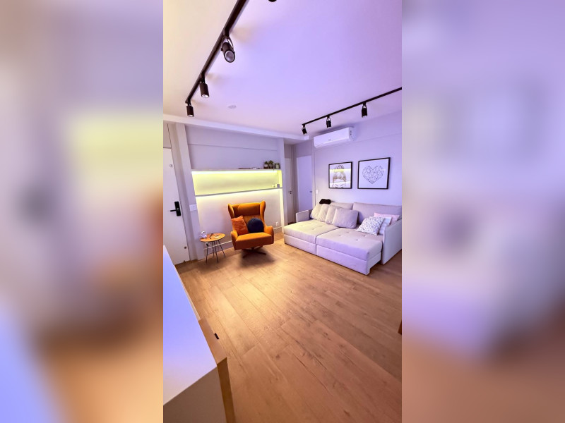 Apartamento à venda Aclimação com 52m² e 2 quartos por R$ 810.000 - 4.jpeg