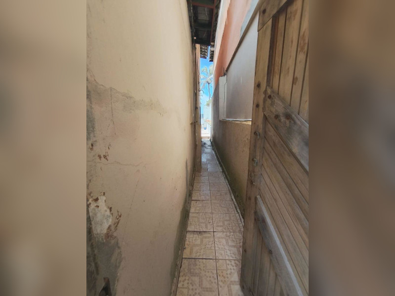 Casa à venda Jaua  com 300m² e 3 quartos por R$ 750.000 - entrada-lateral-independente.jpg