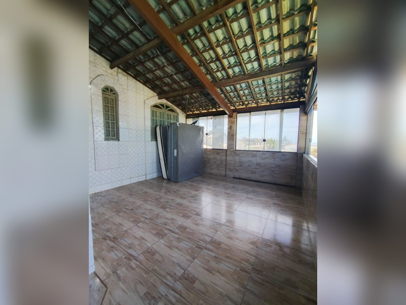 Casa à venda Jaua  com 300m² e 3 quartos por R$ 750.000 - varandao-lado-esqerdo.jpg