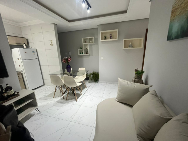 Apartamento à venda Ingleses do Rio Vermelho com 60m² e 2 quartos por R$ 430.000 - whatsapp-image-2026-02-23-at-135902-2.jpeg