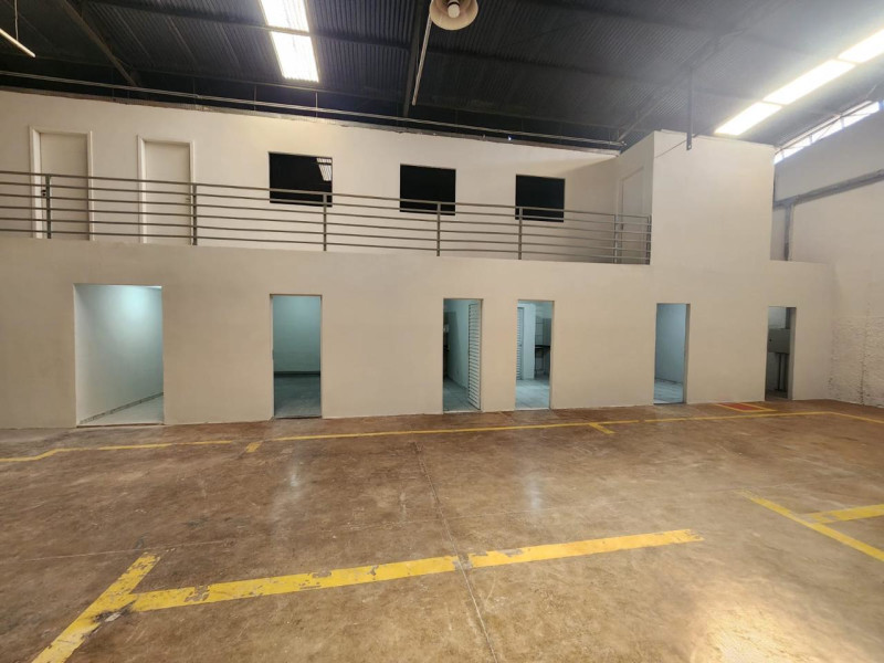 Comercial à venda Vila Birigui com 1000m² e 0 quartos por R$ 2.800.000 - whatsapp-image-2026-01-13-at-103556.jpeg