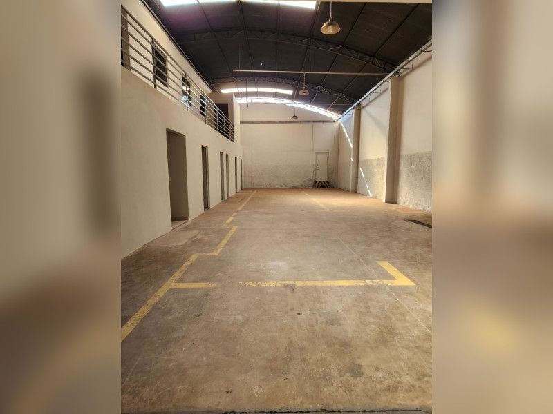 Comercial à venda Vila Birigui com 1000m² e 0 quartos por R$ 2.800.000 - whatsapp-image-2026-01-13-at-103559.jpeg