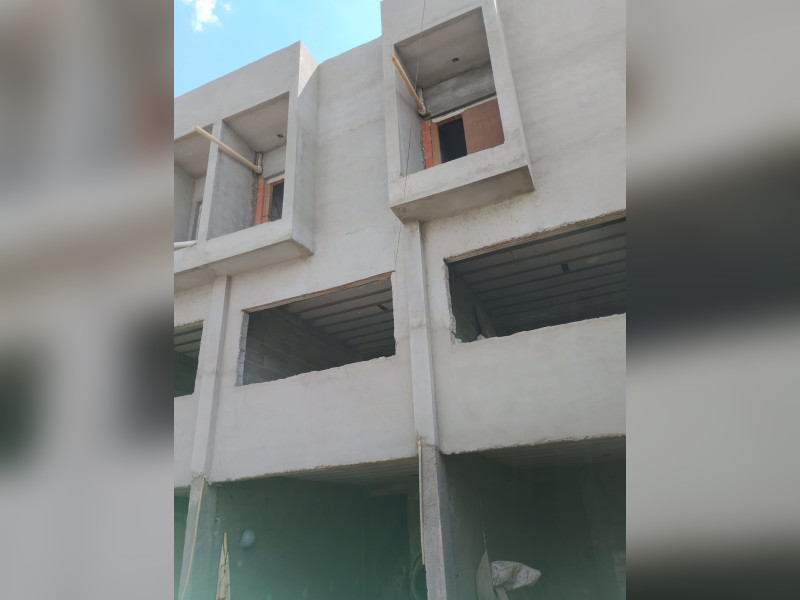 Casa à venda Jardim Hercilia com 138m² e 3 quartos por R$ 710.000 - fachada.jpeg