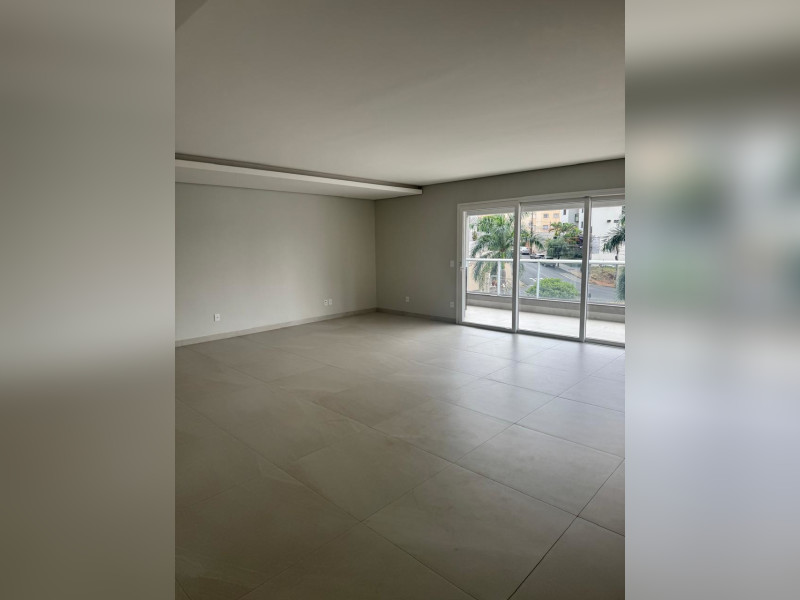 Apartamento à venda Tabajaras com 186m² e 3 quartos por R$ 1.581.000 - photo-2026-03-03-17-40-57.jpg