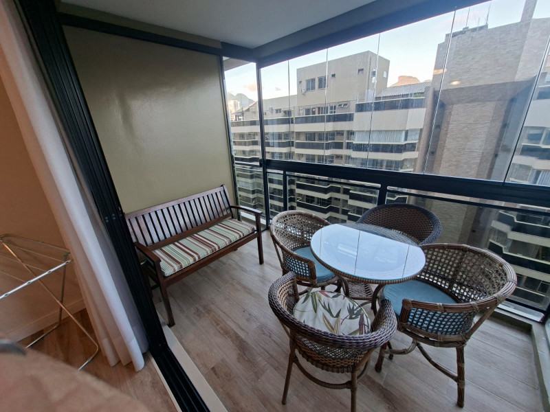 Apartamento para alugar Barra da Tijuca com 70m² e 2 quartos por R$ 6.000 - whatsapp-image-2026-03-06-at-142320-1.jpeg