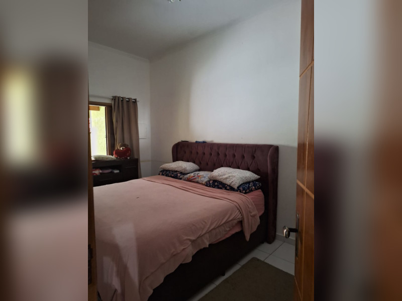 Casa à venda Vila Rosália com 140m² e 4 quartos por R$ 350.000 - 1000001751.jpg