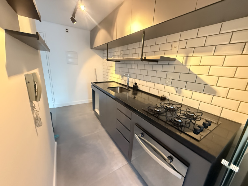 Apartamento à venda Vila Pompéia com 56m² e 2 quartos por R$ 849.000 - img-7565.jpeg