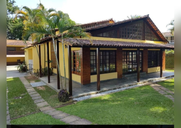 imóvel com 450m²