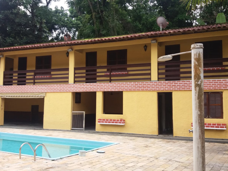 Casa à venda Jacarepaguá com 450m² e 4 quartos por R$ 1.600.000 - img-20251225-wa0061.jpg