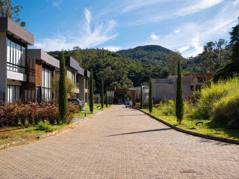 Terreno à venda Posse com 200m² e 0 quartos por R$ 150.000 - db531f30-e3f9-442a-a43c-c0ff18059247.jpeg