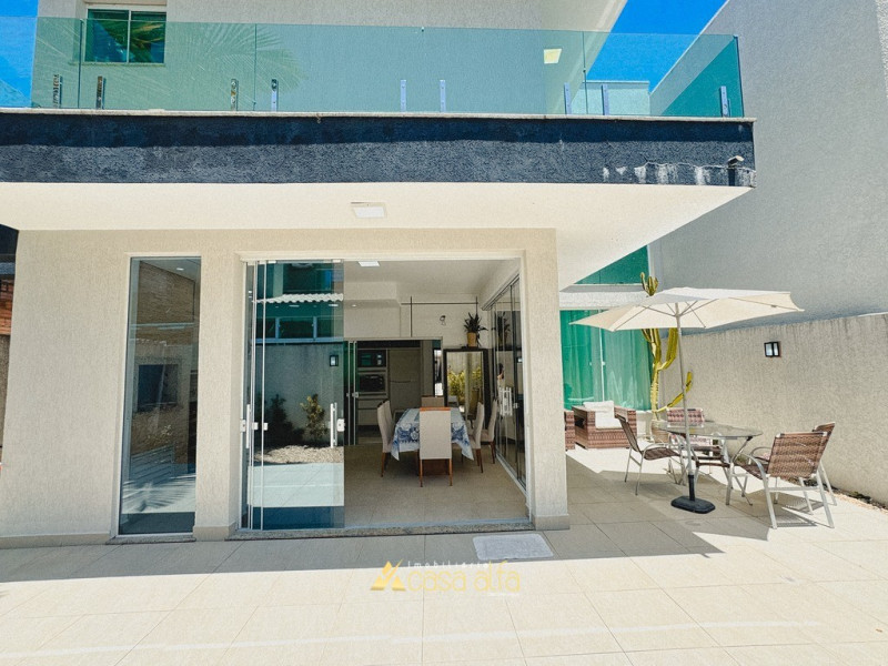 imóvel com 221m² - Centro - Matinhos
