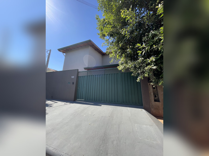 Casa à venda Centro com 225m² e 4 quartos por R$ 1.400.000 - img-1012.jpeg