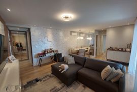 Apartamento à venda Ponta da Praia com 103m² - 3 dormitórios -  vagas - R$ 1.260.000 - 1000105932.jpg