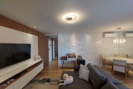 Apartamento à venda Ponta da Praia com 103m² - 3 dormitórios -  vagas - R$ 1.260.000 - 1000105933.jpg