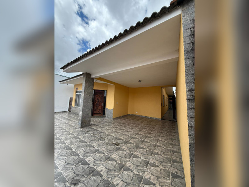 Casa à venda Centro com 157m² e 3 quartos por R$ 555.000 - 1000040499.jpg