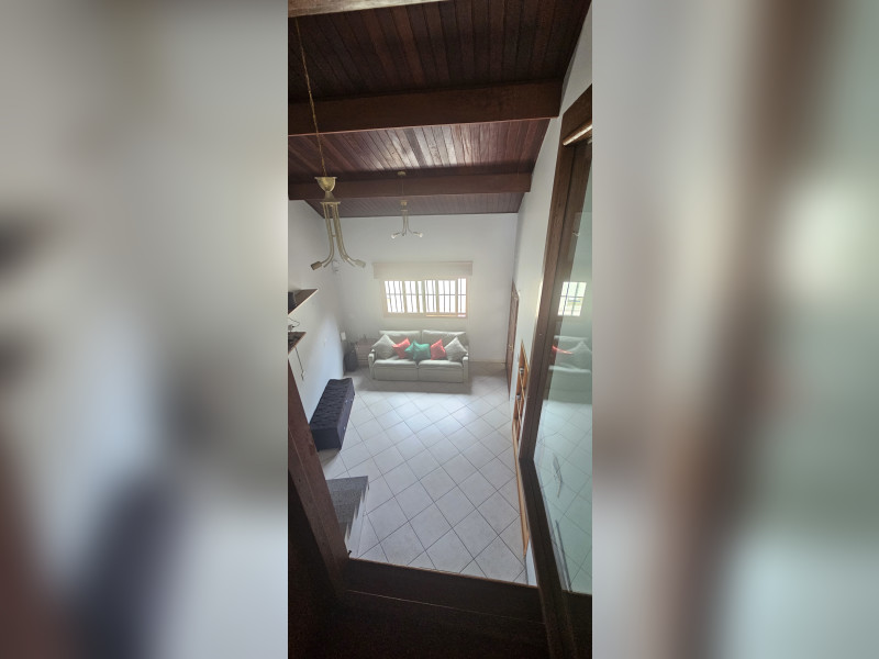 Casa à venda Jardim Pacaembu com 209m² e 3 quartos por R$ 990.000 - 20260304-124621.jpg