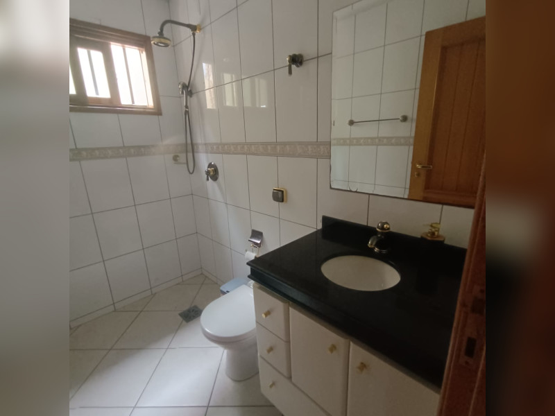 Casa à venda Jardim Pacaembu com 209m² e 3 quartos por R$ 990.000 - img-20260304-wa0064.jpg