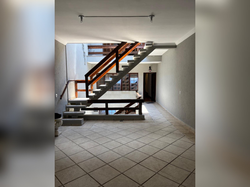 Casa à venda Parque Terra Nova II com 245m² e 3 quartos por R$ 850.000 - 130e8389-8c66-44b7-80ec-6b3f5ebeb805.jpeg