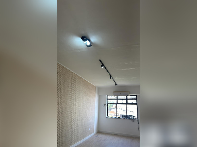 Comercial à venda Méier com 77m² e 0 quartos por R$ 140.000 - img-7925-2.JPG