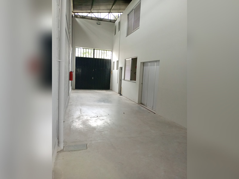 Comercial para alugar Indaiá com 378m² e 0 quartos por R$ 12.000 - foto-10.jpg