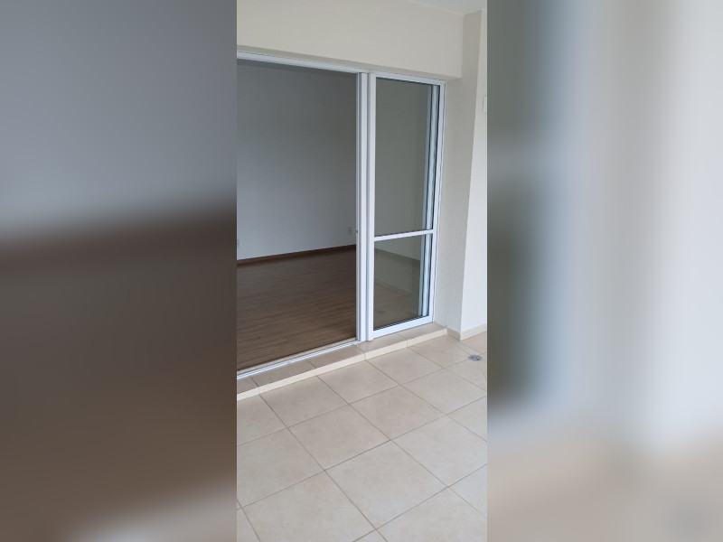 Apartamento à venda Jardim Aeroporto com 73m² e 2 quartos por R$ 750.000 - varanda-e-sala.jpg