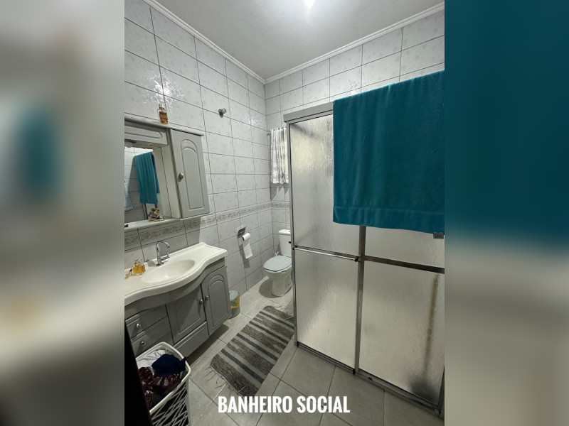 Casa de condomínio à venda São Fernando Residencia com 268m² e 7 quartos por R$ 1.250.000 - f11-banheiro-social.jpeg