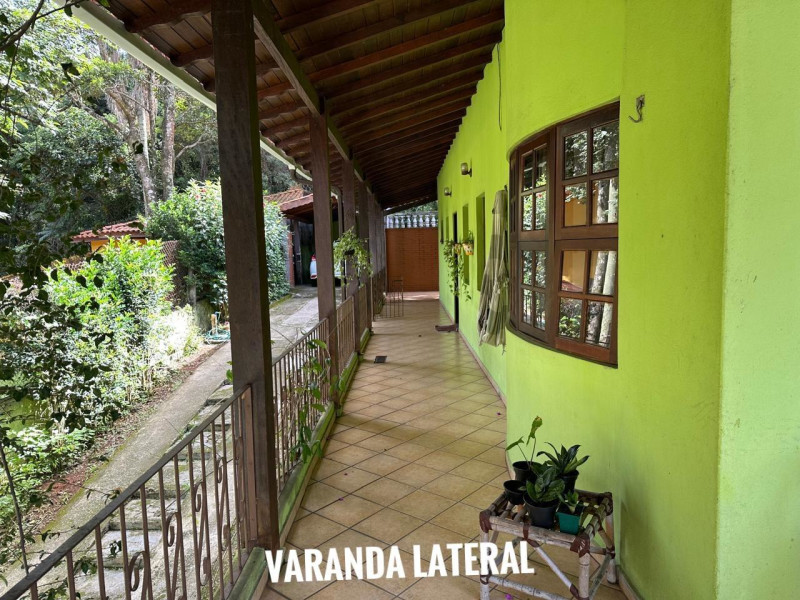 Casa de condomínio à venda São Fernando Residencia com 268m² e 7 quartos por R$ 1.250.000 - f3-varanda-lateral.jpeg