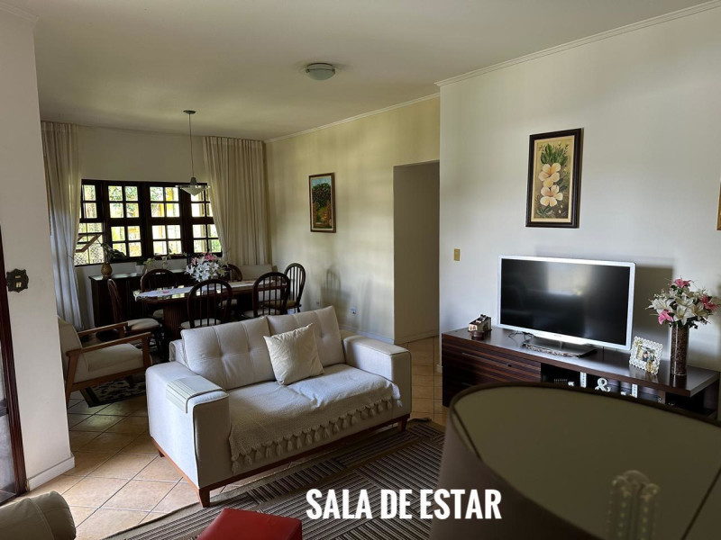 Casa de condomínio à venda São Fernando Residencia com 268m² e 7 quartos por R$ 1.250.000 - f4-sala-de-estar.jpeg