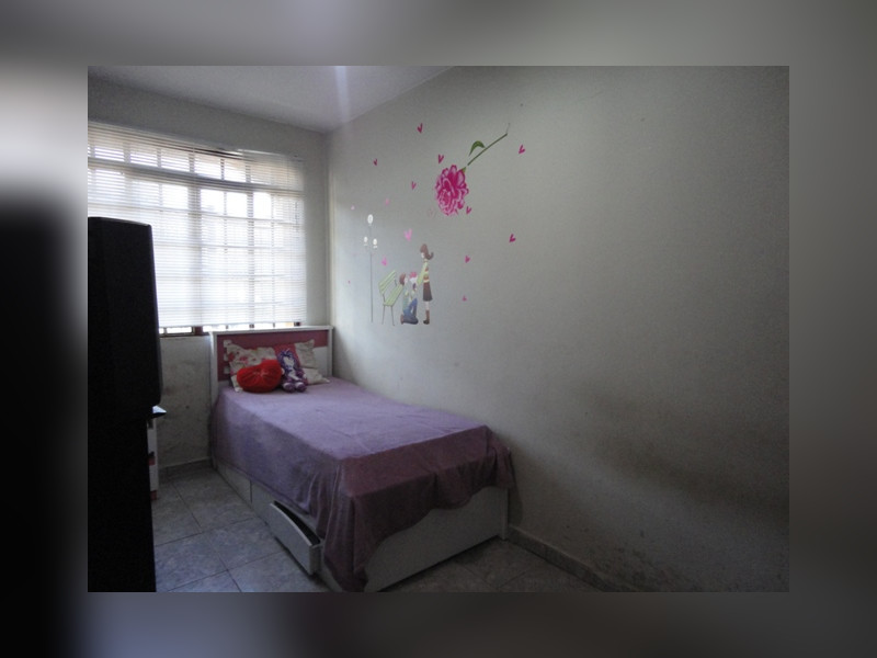 Casa à venda candangolandia com 223m² e 6 quartos por R$ 850.000 - 10-quanto.JPG