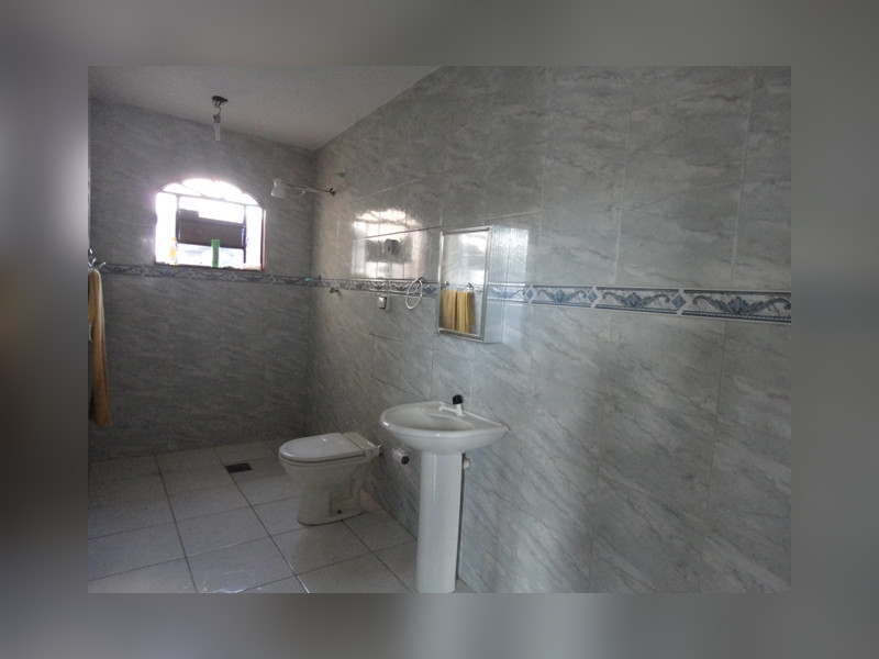 Casa à venda candangolandia com 223m² e 6 quartos por R$ 850.000 - 13-wcsuite6.JPG