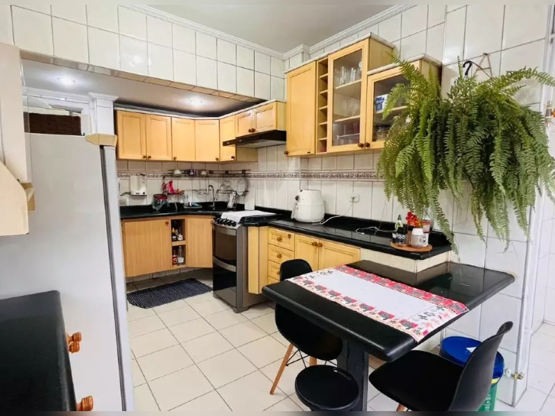 Apartamento à venda Gonzaga com 122m² e 3 quartos por R$ 750.000 - screenshot-20260426-005006-chrome.jpg