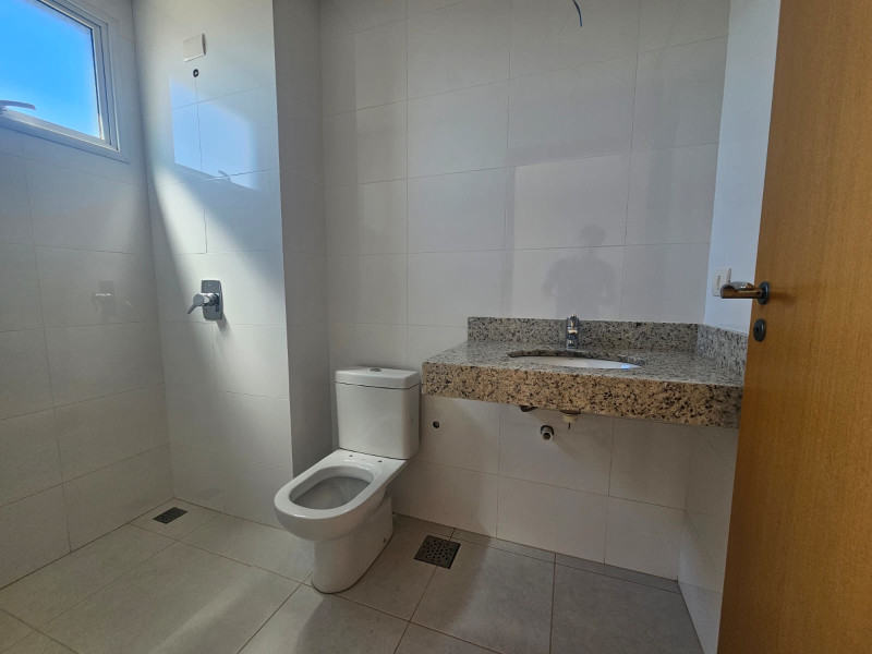 Apartamento à venda Zona 02 com 149m² e 2 quartos por R$ 1.200.000 - wc.jpeg