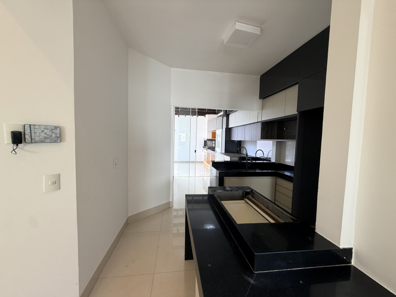 Casa à venda Novo Mundo com 170m² e 4 quartos por R$ 820.000 - img-9098.jpeg