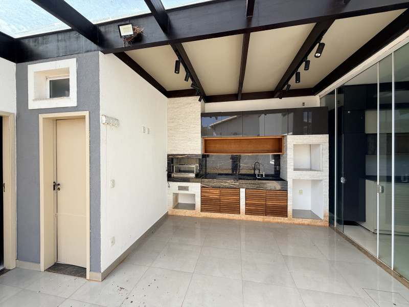 Casa à venda Novo Mundo com 170m² e 4 quartos por R$ 820.000 - img-9107.jpeg