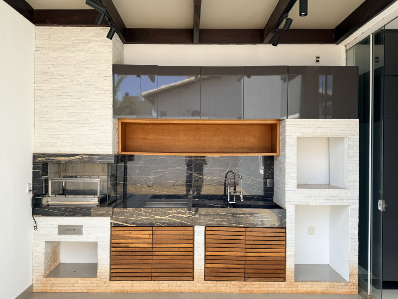 Casa à venda Novo Mundo com 170m² e 4 quartos por R$ 820.000 - img-9108.jpeg